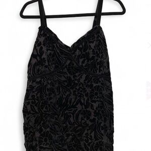 Women’s Mossimo Black Velvet Floral Design Short Strap Top
